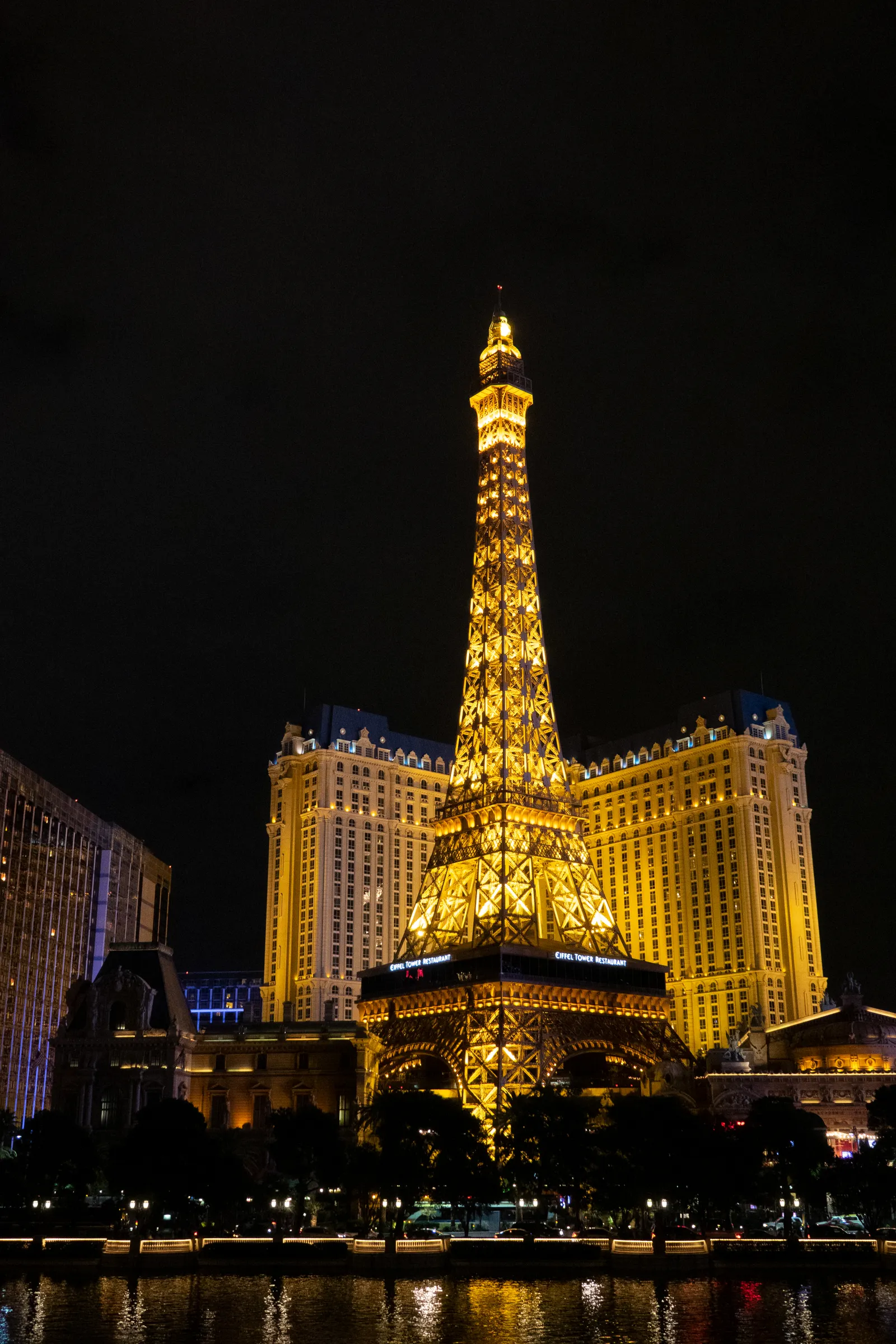 Paris After Dark: Night Tours & Experiences at night
