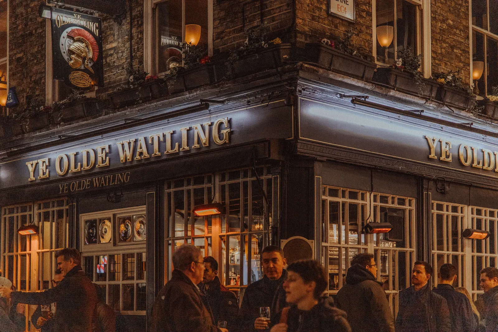 Haunted London Pub Walking Tour — photo 2