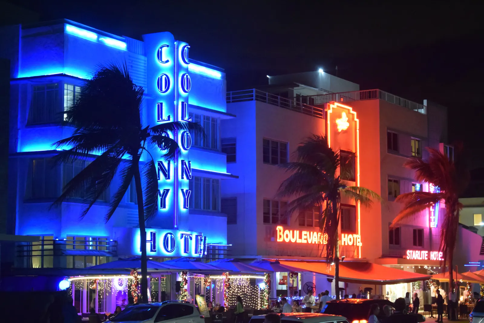 Miami Boos & Booze Haunted Pub Crawl — photo 4