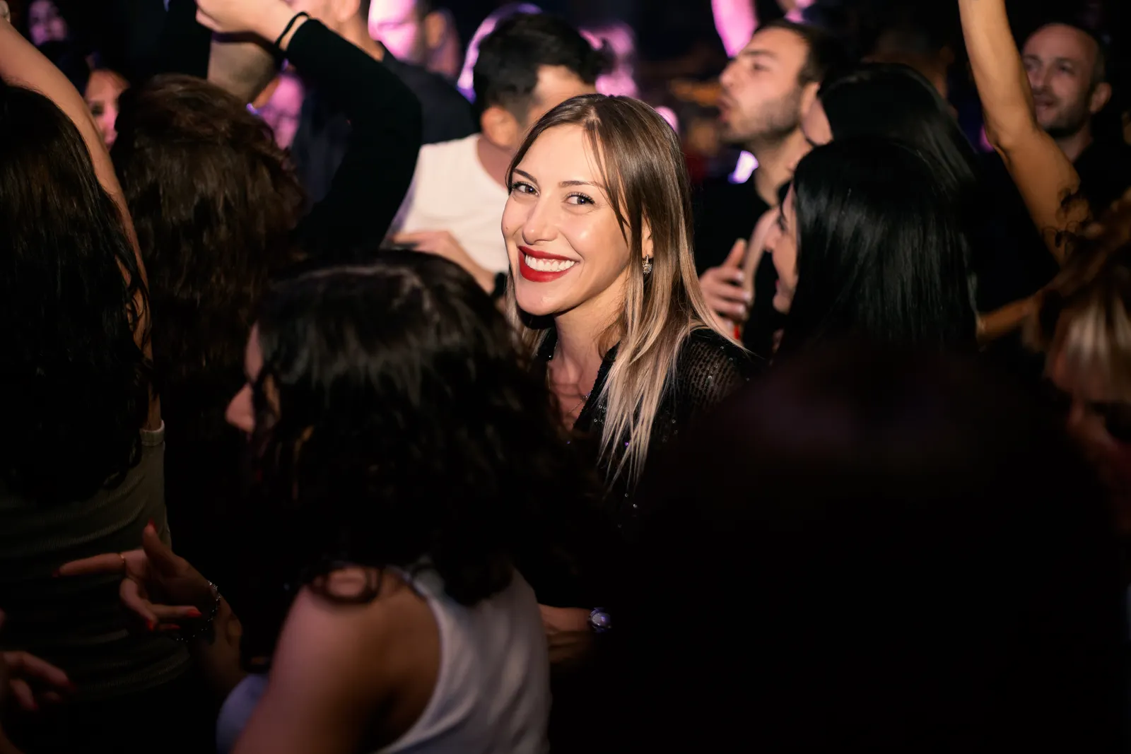 Barcelona Pub Crawl: Bars & Club Entry — photo 4