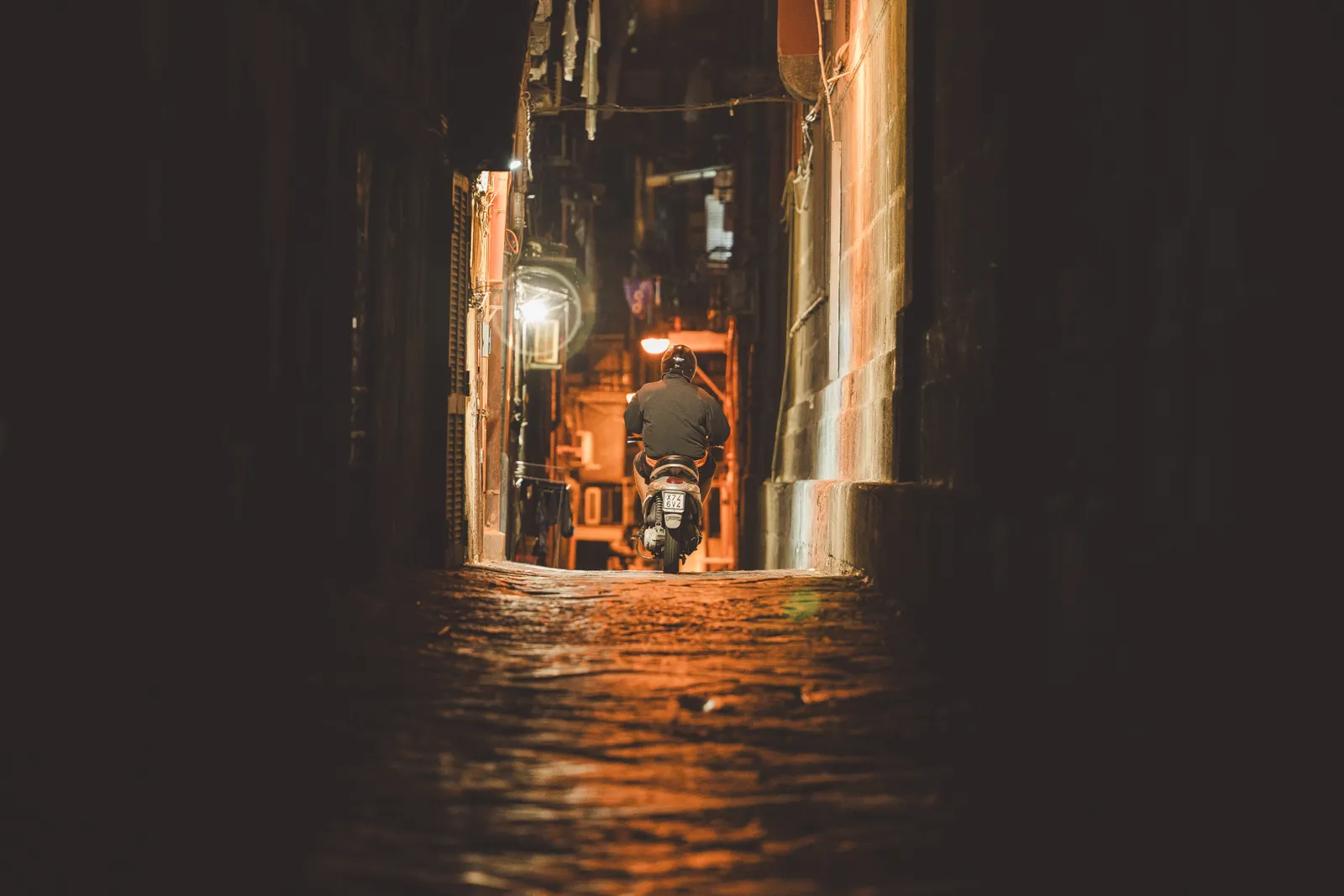 Prague Ghost Walk: Old Town Dark Legends — photo 5