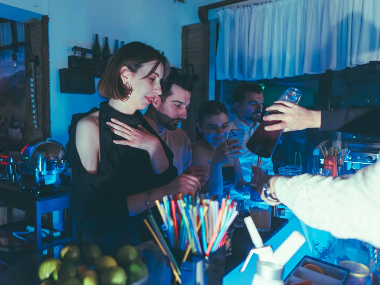 Barcelona Pub Crawl: Bars & Club Entry