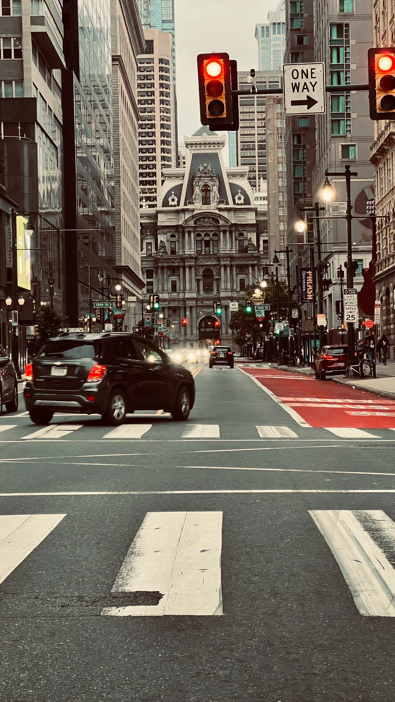 Philadelphia After Dark: Night Tours & Experiences at night