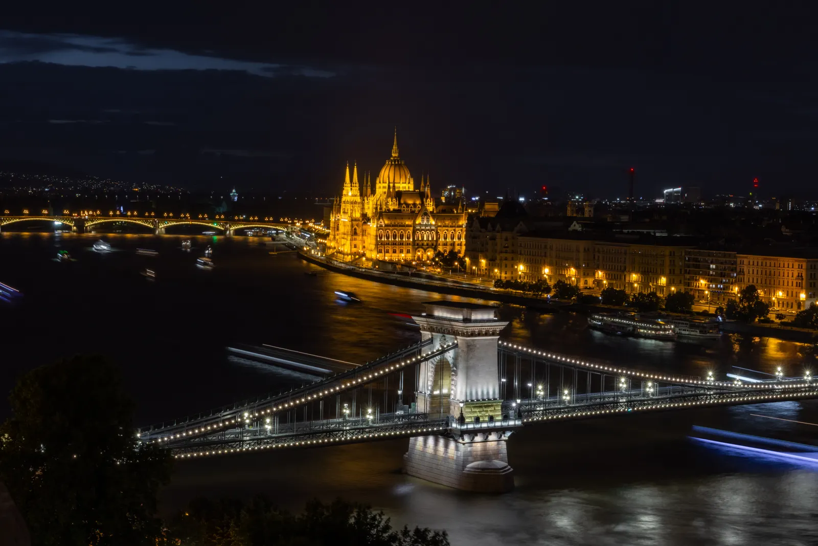 Budapest Night Cruise on the Danube — photo 3