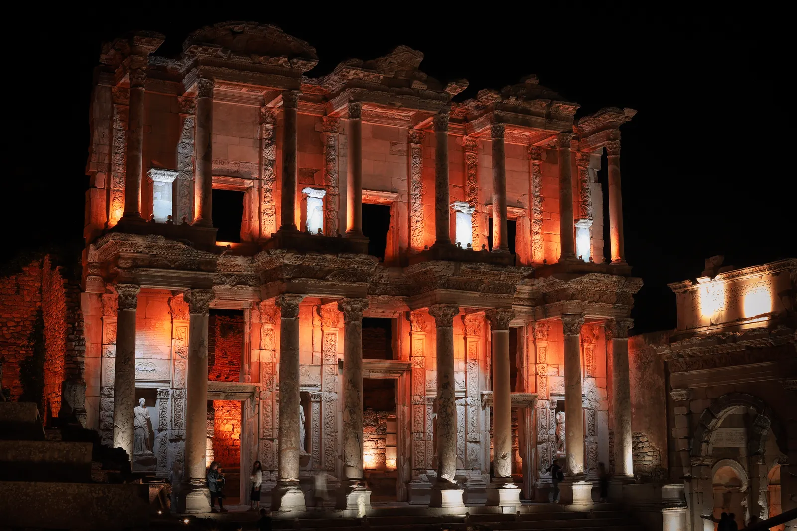 Rome True Crime & Conspiracy Night Walk — photo 3