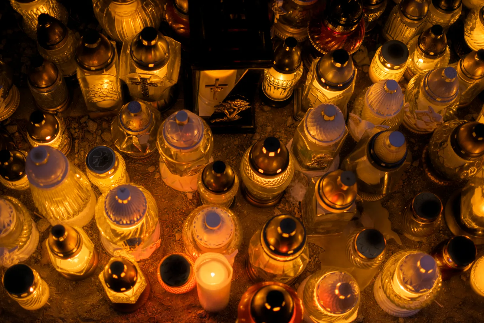 Pere Lachaise Cemetery Ghost Walk by Lantern — photo 5