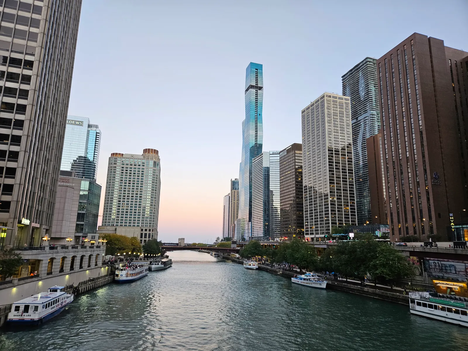 Chicago After Dark: Night Tours & Experiences night experience