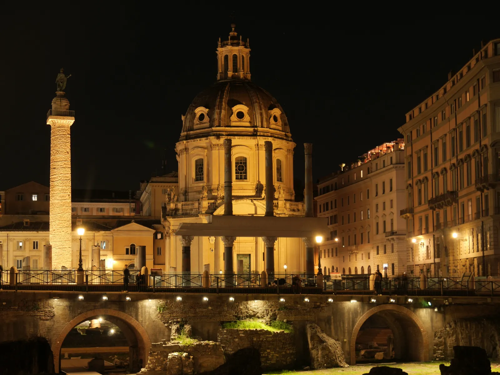Rome True Crime & Conspiracy Night Walk