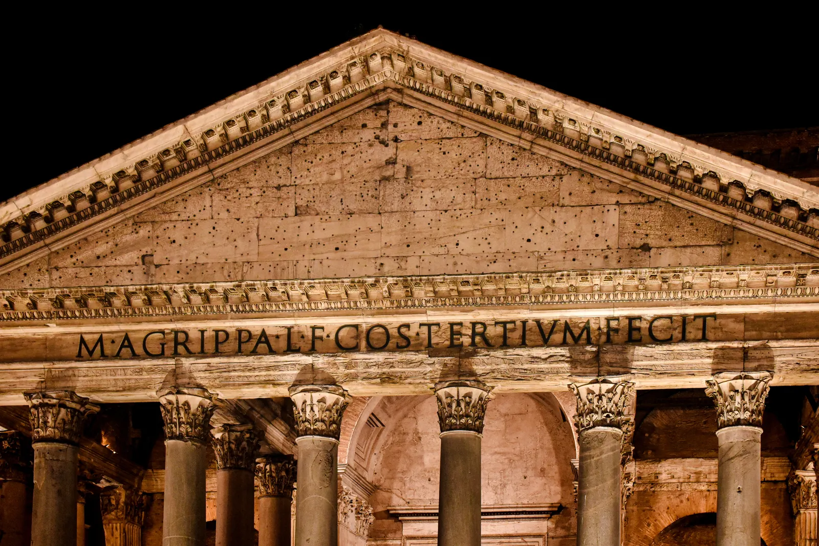 Rome After Dark: Ghosts, Myths & Hidden Piazzas — photo 3