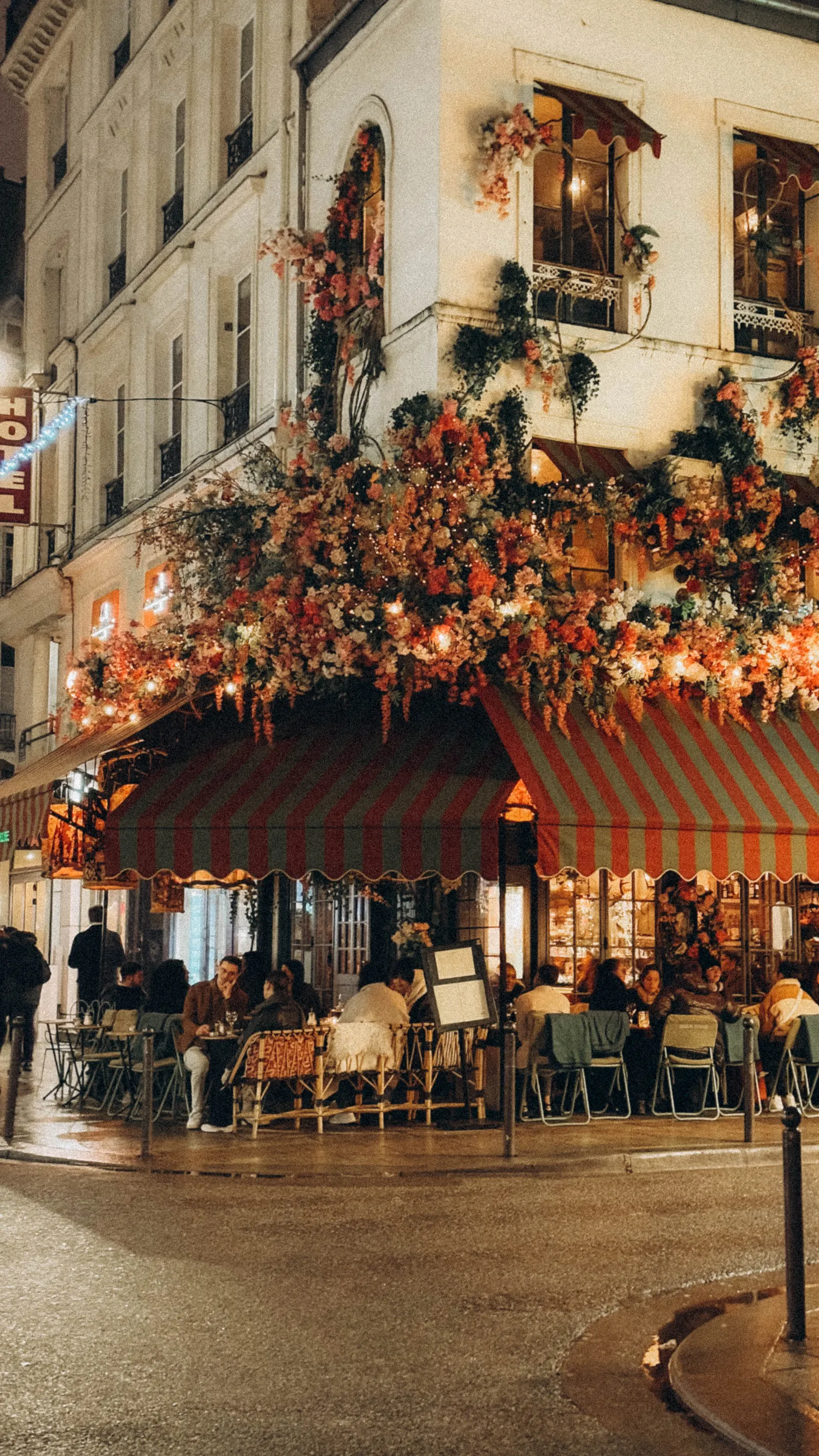 Montmartre street lights and evening atmosphere in Paris