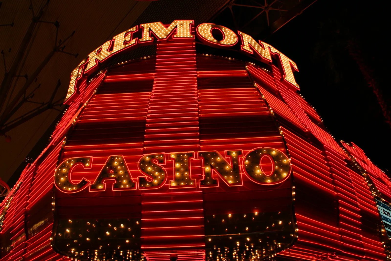 Downtown Las Vegas Bar Crawl: Fremont Street