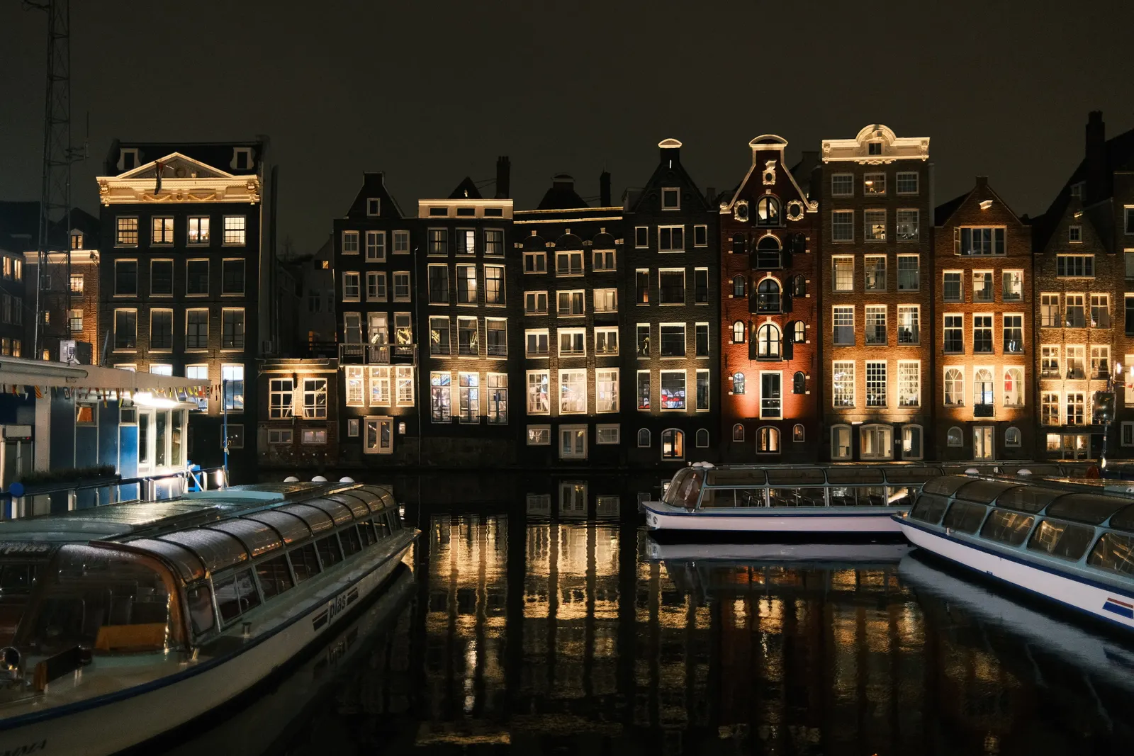 Amsterdam Evening Canal Cruise with Drinks — photo 5