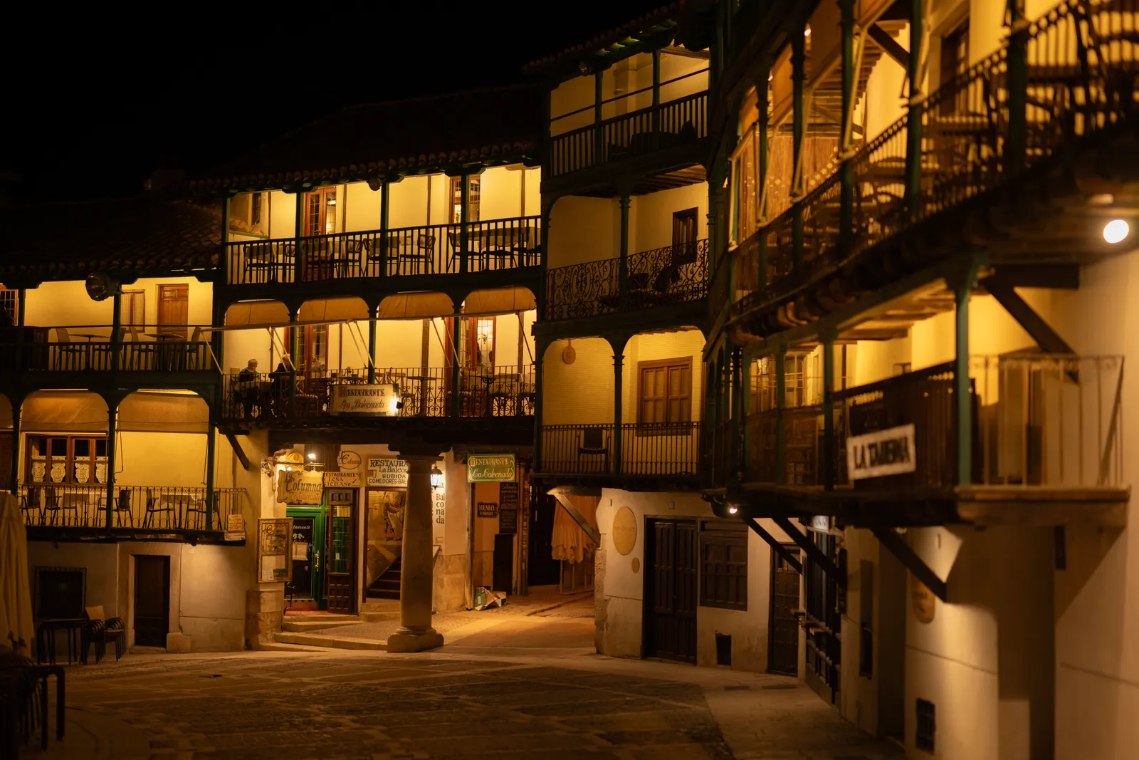 Madrid at Night: Illuminated Landmarks Walking Tour — photo 2
