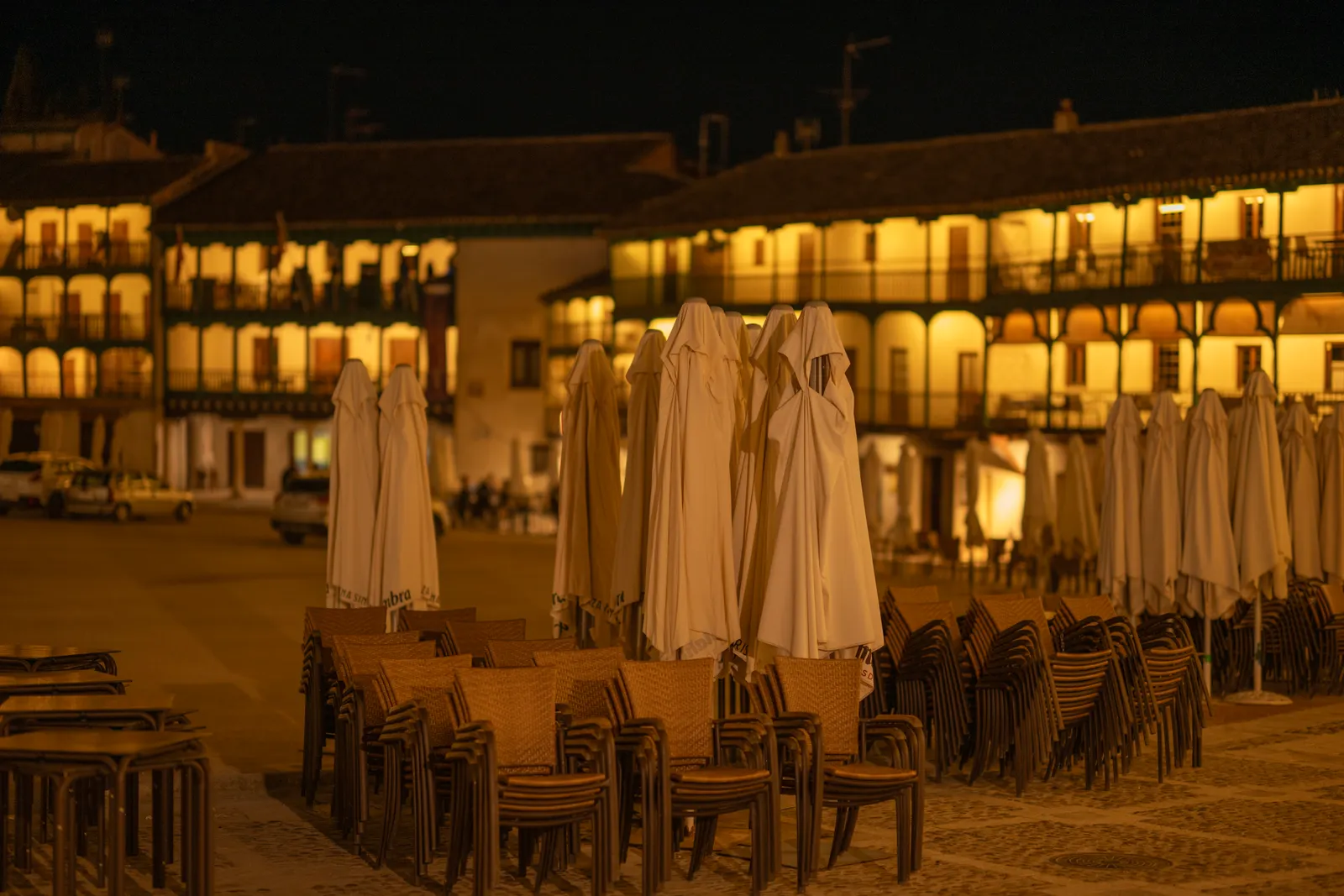 Madrid at Night: Illuminated Landmarks Walking Tour — photo 4